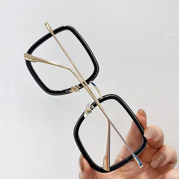 TAKO&EI Moda Prevelik Kvadratni Okvir Očal Ženske Letnik Anti-Blu-Ray Jasno, Leče za Očala Optični Moških Bež Očala Okvir