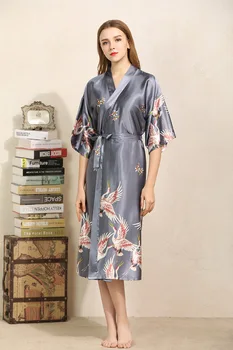Dolgo Haljo Ms Spalna Obleke Posnemali Svilene Halje za Ženske Pižame Natisnjeni Plus Velikost Ženske, kopalni plašč spodnje Perilo za Ženske Kimono Plašč 27600