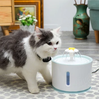 2.4 L Samodejni Ljubljenčka Psa Vodnjak LED Električni USB Mačka Pet Izklop Pijem Napajalni Skledo Pet Vodnjak s Pitno Vodo Razpršilnik 73881