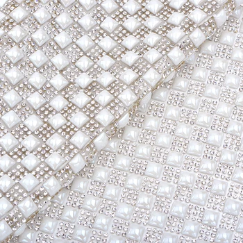 JUNAO 24*40 cm sprotni Popravek White Pearl Nosorogovo Očesa Trim Stekla Crystal Fabric Stanja Pearl Aplicirano Strass Band za Oblačila Obrti