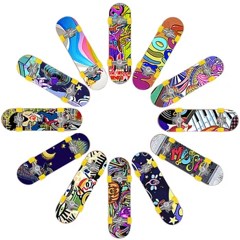 Prst Skateboard Nastavite Žep Igrače Mini DIY Kovinski Nosilec S Plastično Ploščo Več Izbiro Slogi Poda Z Naključnim